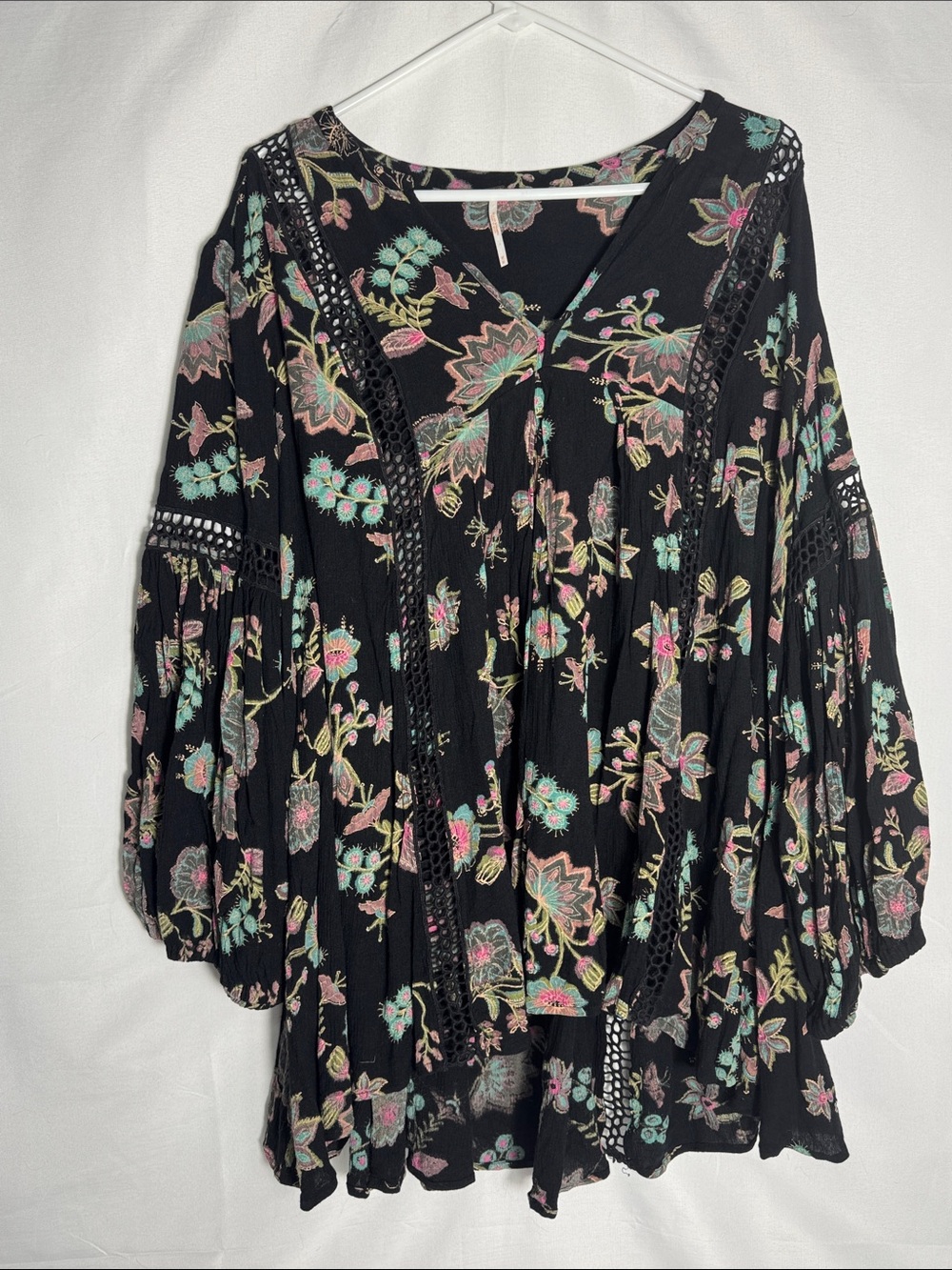 Free People “Just the Two of Us” Black Floral Flowy Tunic Size Medium